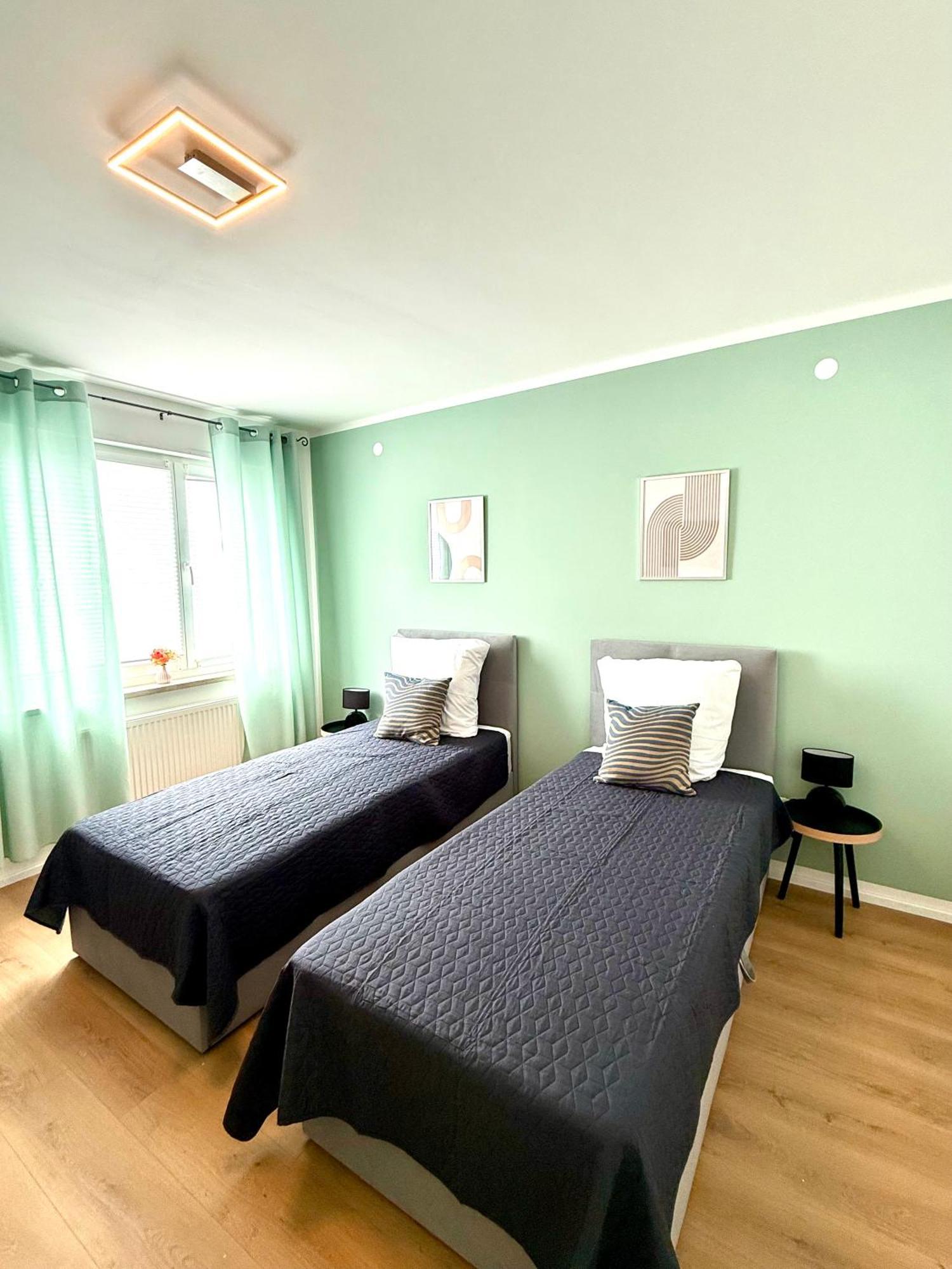 2 Zkb-3Og Oder 3 Zkb-Ug Im Zentrum Zw Rathaus Und Dom Augusta Esterno foto